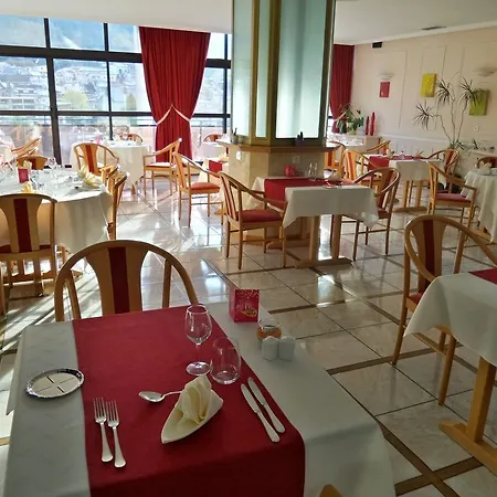 Jura Restaurant Le Panoramic Hotel 3*